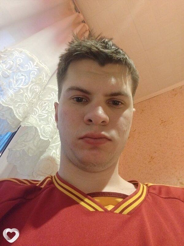 Александр, 21, Энгельсе — анкета №3797375