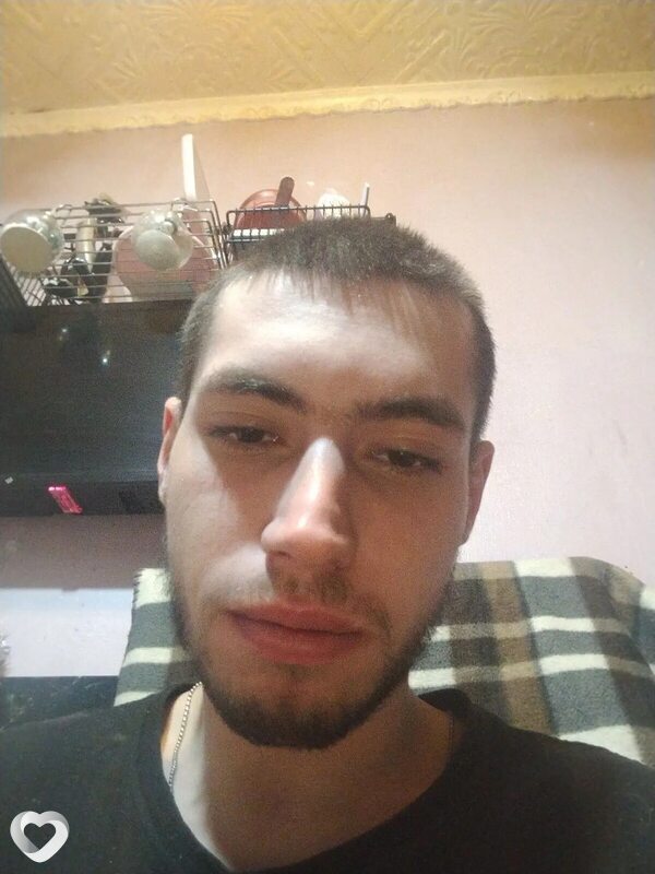 Данил, 21, Магадане — анкета №3797417