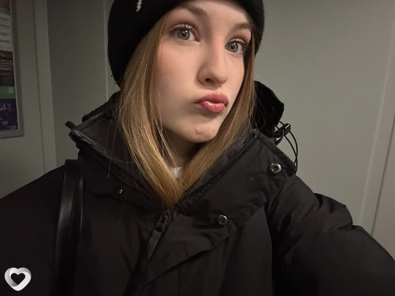 Анна, 18, Екатеринбурге — анкета №3797425