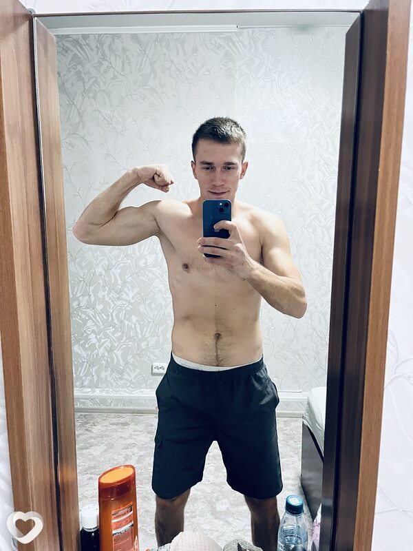 Анатолий, 26, Таганроге — анкета №3798225