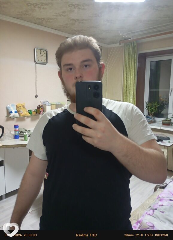 Михаил, 20, Омске — анкета №3798318