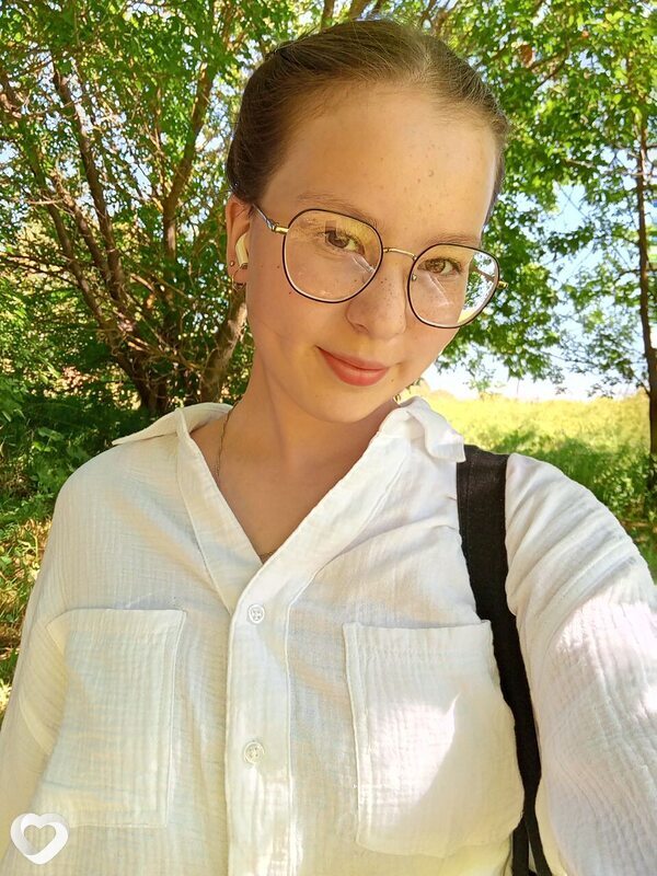 Алина, 18, Кирове — анкета №3798659