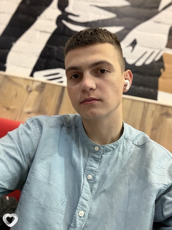 Денис, 21, Санкт-Петербурге — анкета №3798836