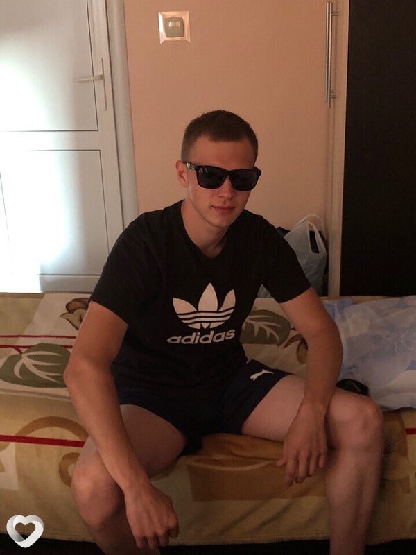 Максим, 28, Сосновом Боре — анкета №3799066