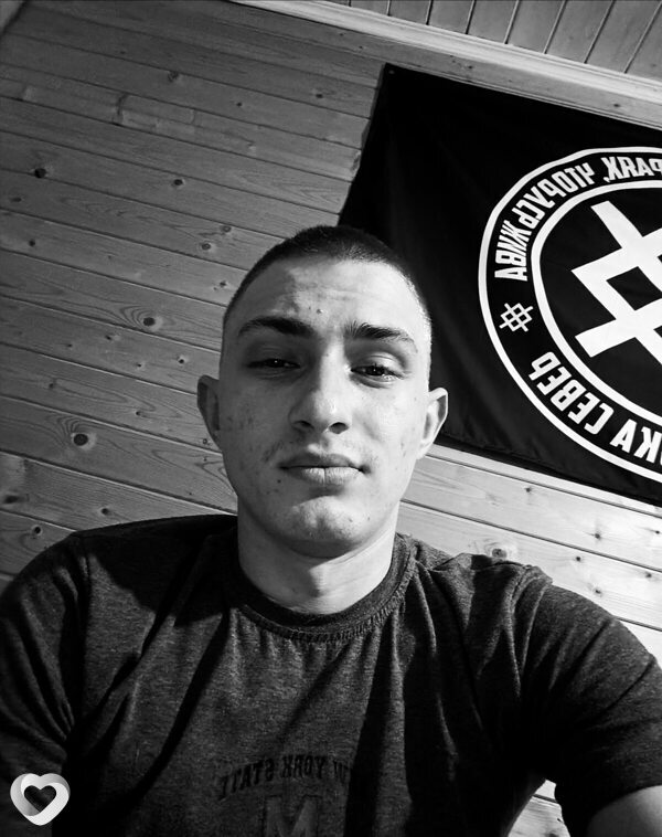 Сашка, 21, Тамбове — анкета №3799401