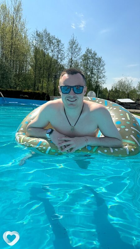 Антон, 26, Вологде — анкета №3799537