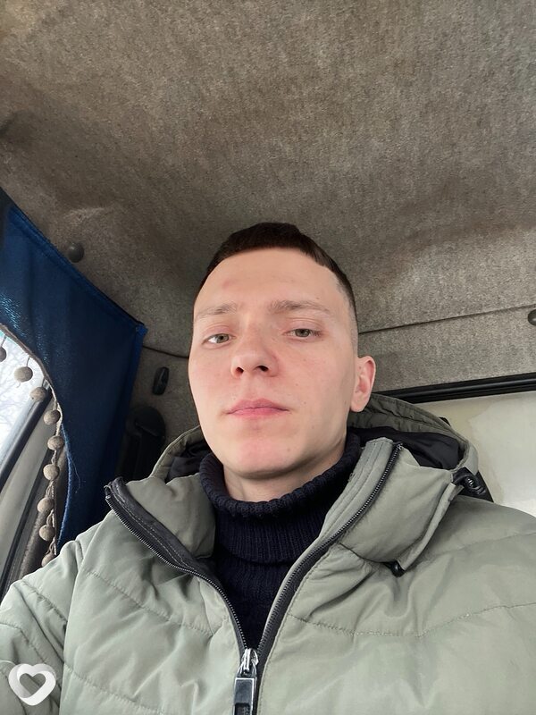 Николай, 20, Каменске-Уральском — анкета №3800120
