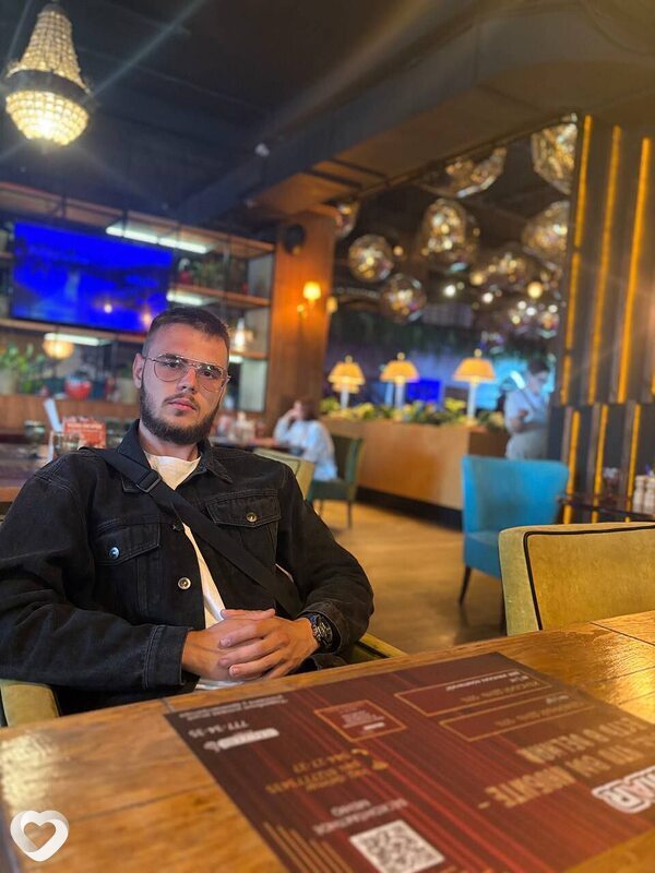 Андрей, 33, Москве — анкета №3800563