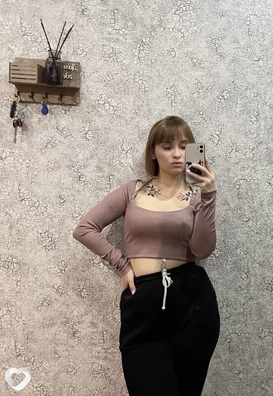 Елена, 25, Новокузнецке — анкета №3800833