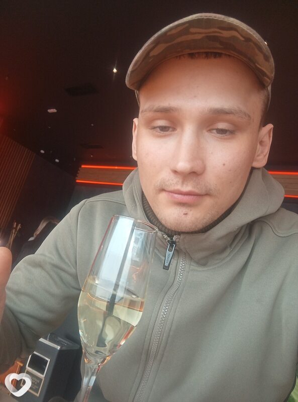 Ден, 26, Бузулуке — анкета №3801147