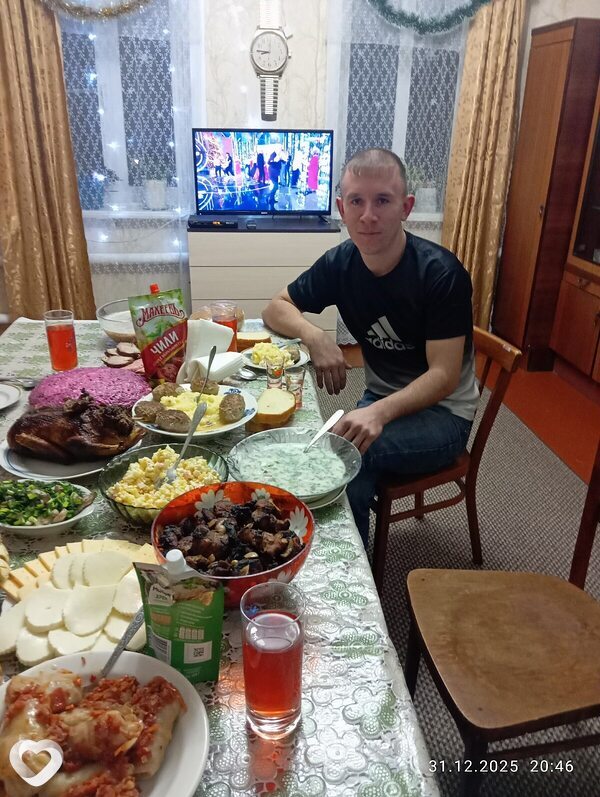 Анатолий, 27, Шахтах — анкета №3801756
