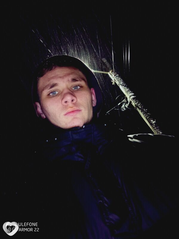 Александр, 19, Волгограде — анкета №3802892