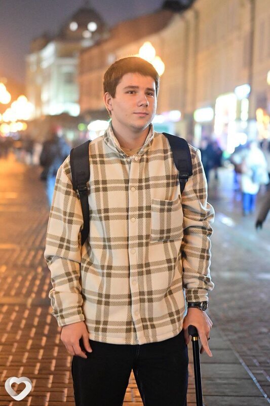 Богдан, 19, Москве — анкета №3802653