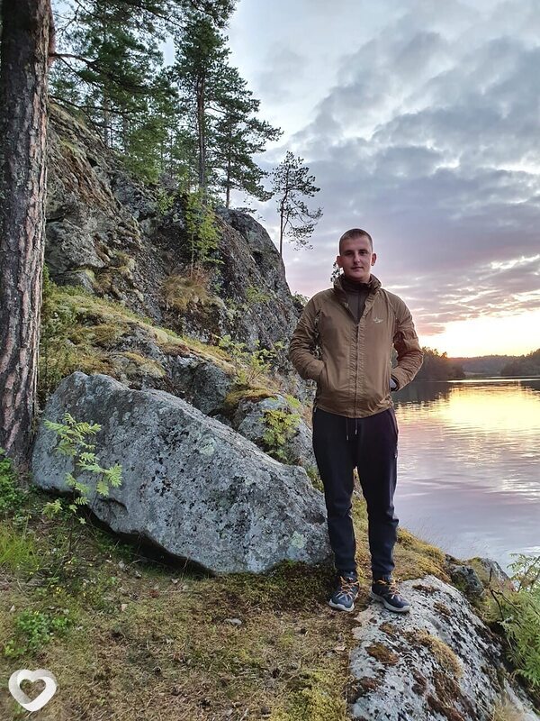 Даня, 25, Курске — анкета №3803050