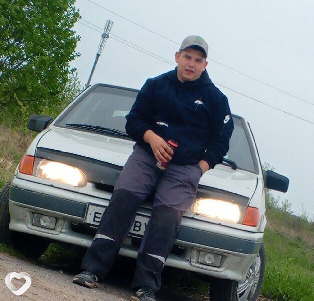 Виктор, 19, Брянске — анкета №3803182