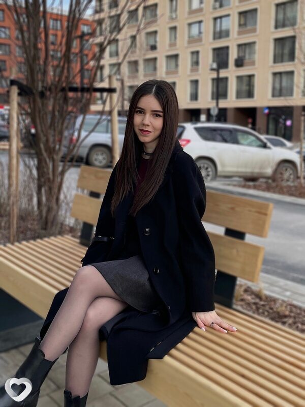 Алёна, 21, Москве — анкета №3803899