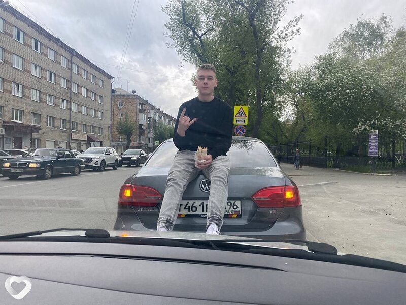 Александр, 21, Екатеринбурге — анкета №3803518