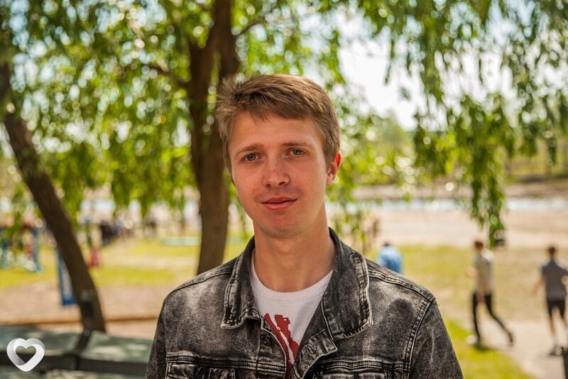 Артур, 24, Столине — анкета №3803673