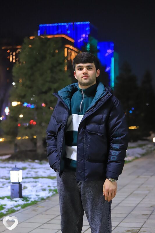 Сиявуш, 21, Москве — анкета №3803840