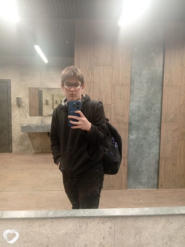 Дима, 19, Минске — анкета №3803830