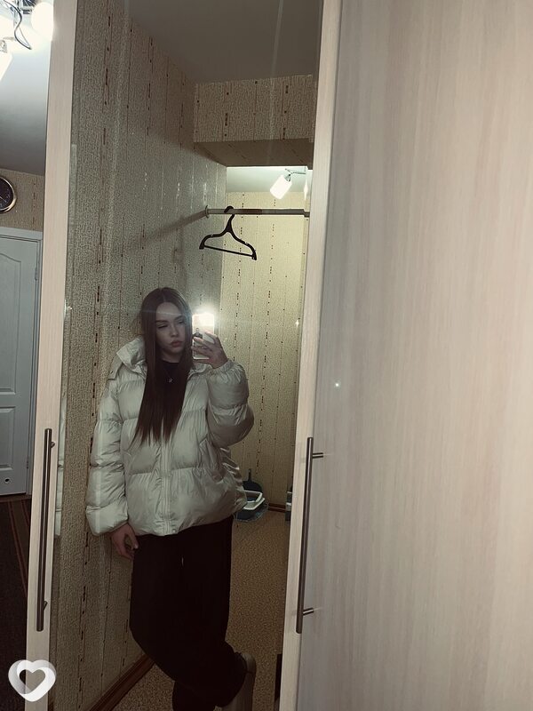 Карина, 19, Гомеле — анкета №3804009