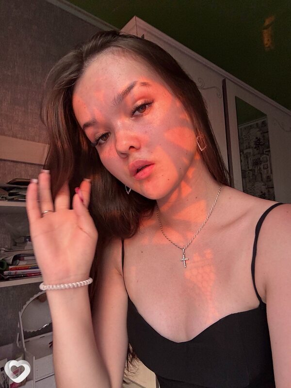 Ангелина, 19, Кирове — анкета №3804370