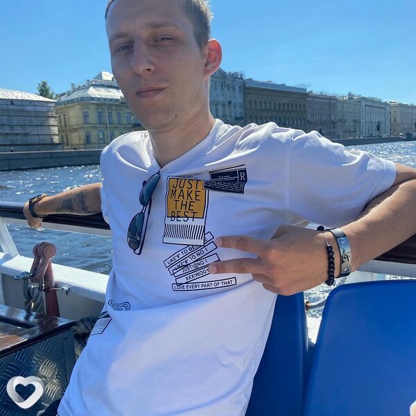 Артем, 31, Сосновом Боре — анкета №3804519