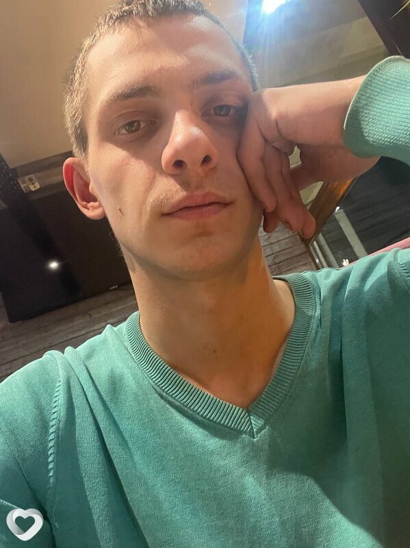 Иван, 22, Севастополе — анкета №3804572