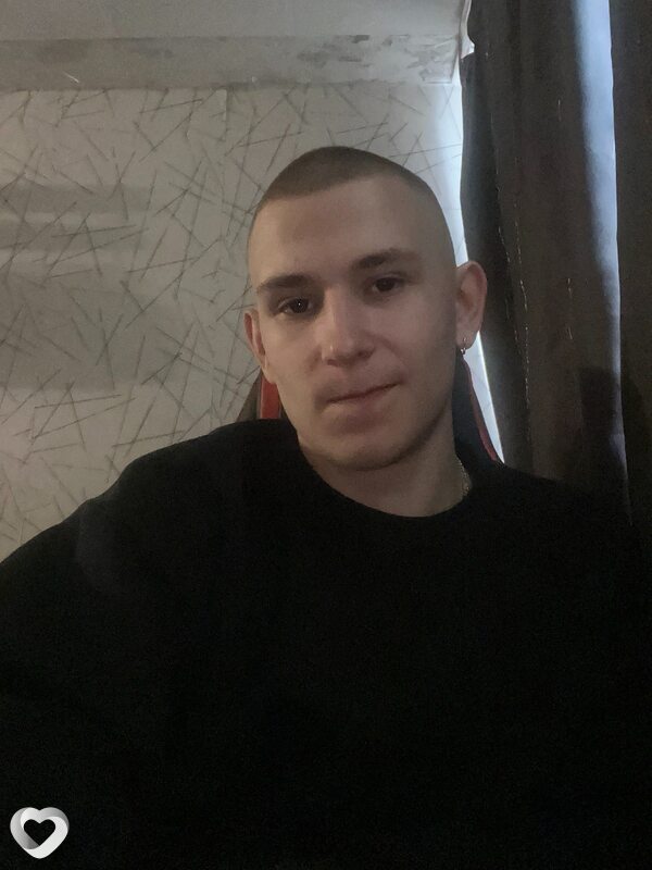 Лев, 19, Красноярске — анкета №3804826