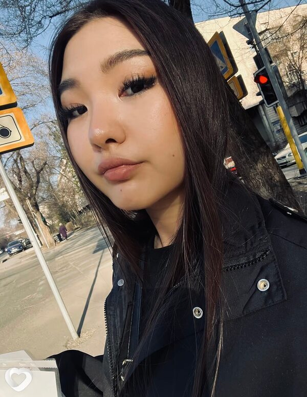 Лилуу, 19, Бишкек — анкета №3806547