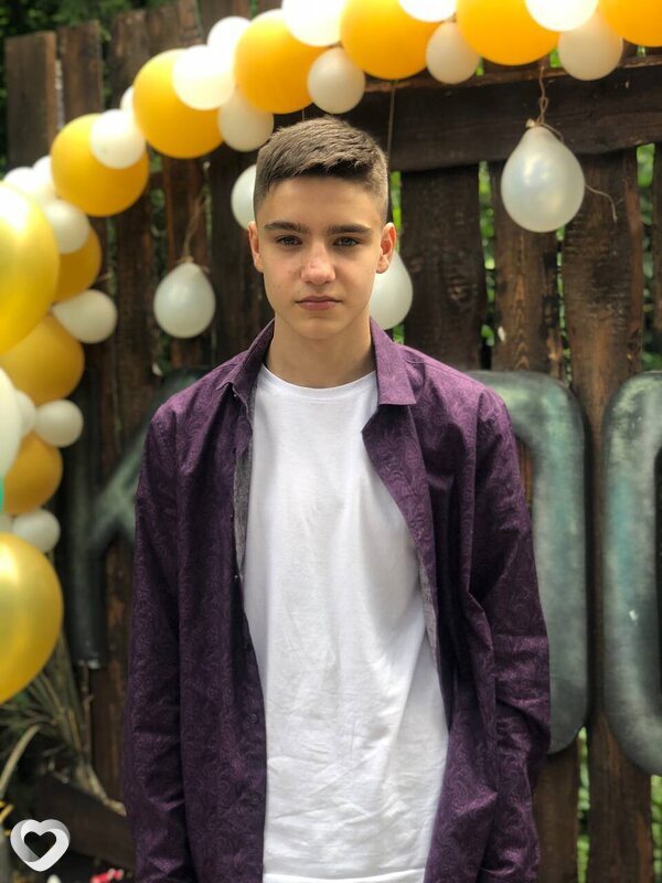 Глеб, 20, Новочеркасске — анкета №3806850