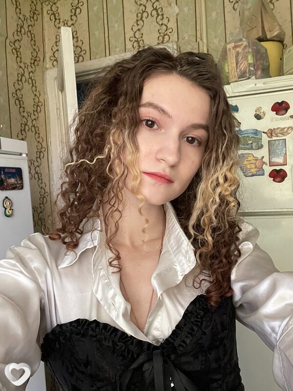 Александра, 23, Череповце — анкета №3807400