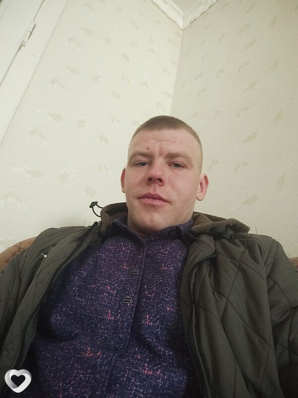 Илья, 23, Гродно — анкета №3807429