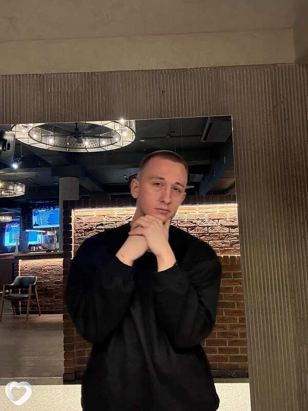 Денис, 25, Шахтах — анкета №3807675