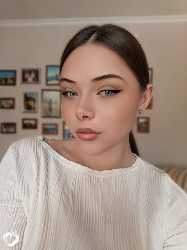 Кристина, 18, Иркутске — анкета №3808396