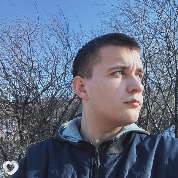 Антон, 21, Новороссийске — анкета №3807861