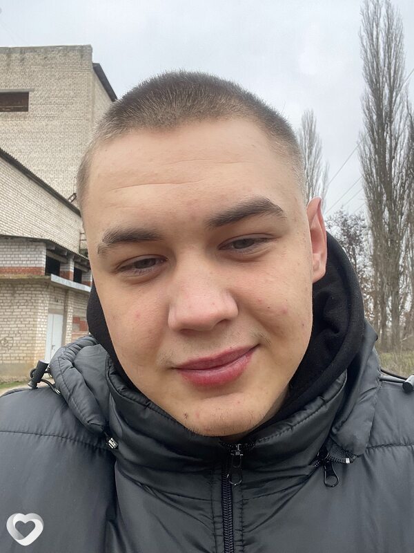 Александр, 21, Михайловка (Волгоградская Област — анкета №3808417