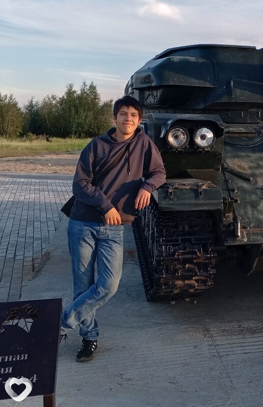 Даня, 20, Миассе — анкета №3808477