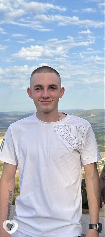 Дмитрий, 21, Мариуполе — анкета №3809167