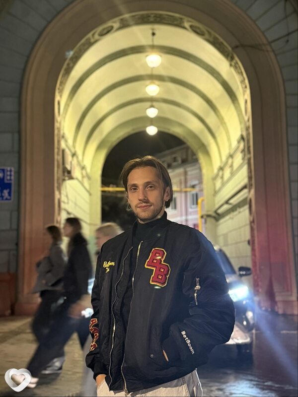 Артем, 25, Москве — анкета №3809539