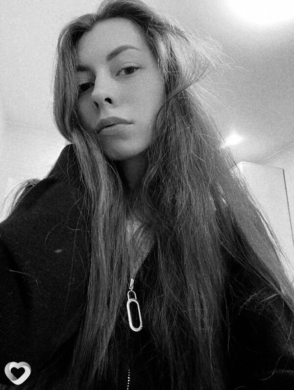 Катя, 25, Ижевске — анкета №3810898