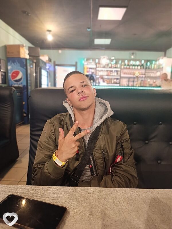 Даниил, 21, Смоленске — анкета №3811629