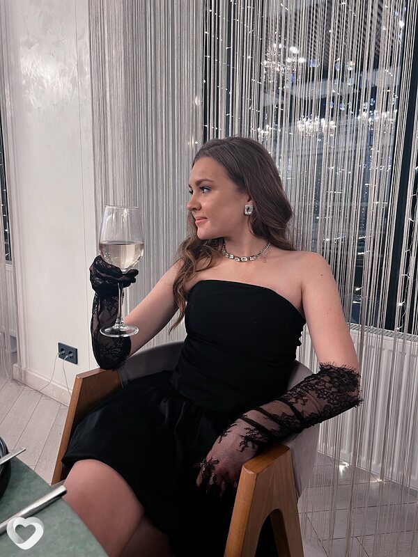 Яна, 22, Барнауле — анкета №3812143