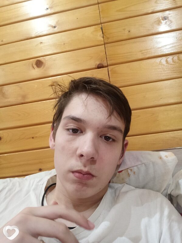 Миша, 18, Архангельске — анкета №3812359