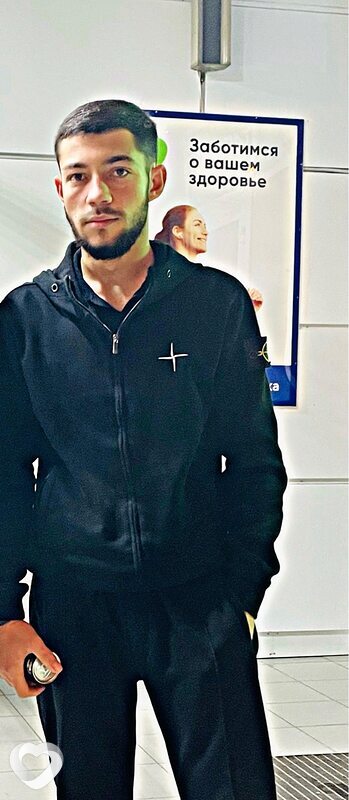 Миша, 21, Краснодаре — анкета №3812573