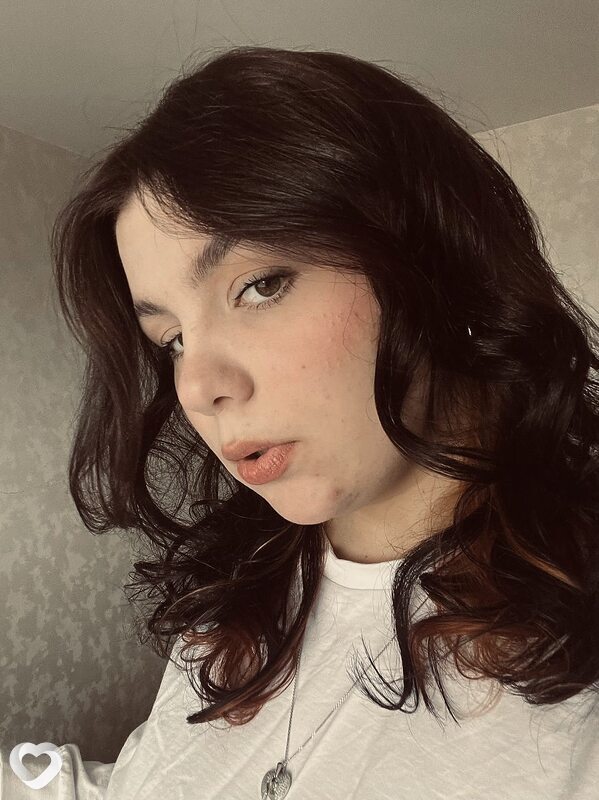 Арина, 21, Благовещенске — анкета №3813073