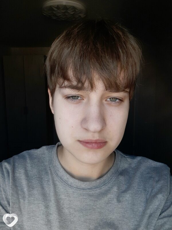 Яна, 19, Барнауле — анкета №3813429