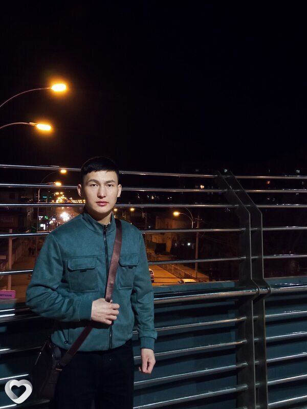 Алтынбек, 23, Москве — анкета №3813745