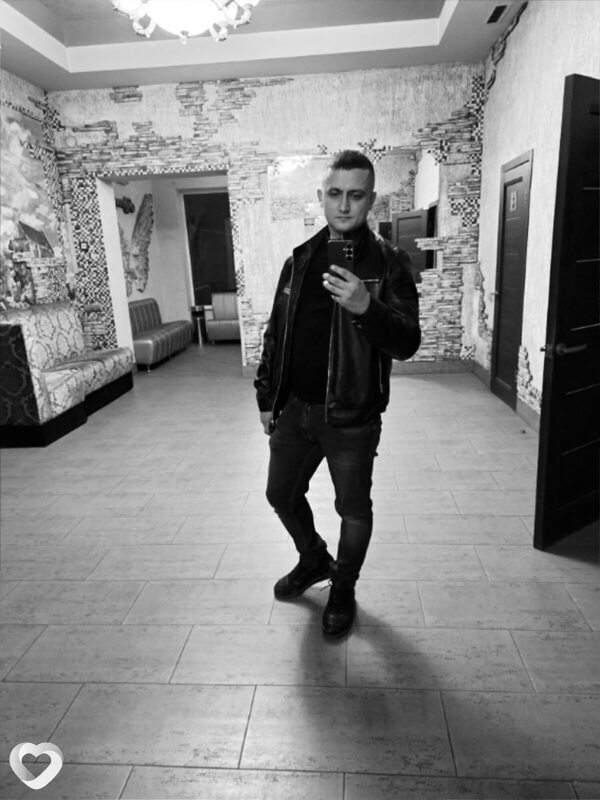 Михаил, 29, Алчевске — анкета №3814292