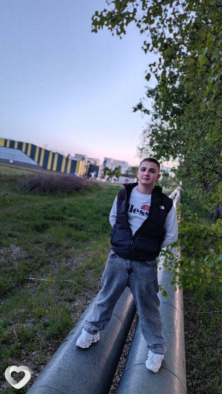Лёша, 19, Барановичах — анкета №3814406